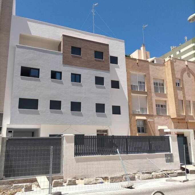 Acogedor Apartamento En La Playa De Cadiz Exterior photo